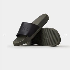 NOBULL Women’s Slide Black Ivy